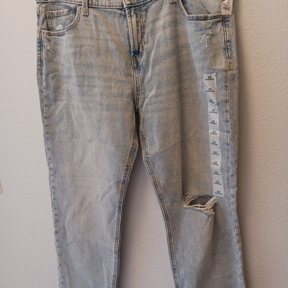 Old Navy Women Blue Jeans Boyfriend Mid-Rise Pants Distress Size 14 - Picture 2 of 8